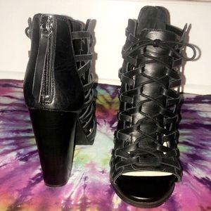 Jessica Simpson gladiator heels